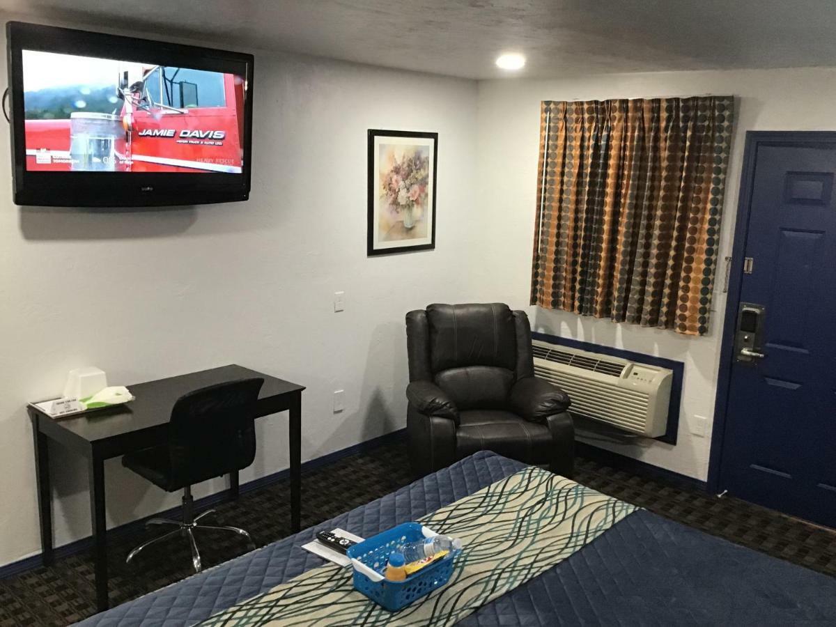 Budget Inn & Suites Оклахома-Сити Экстерьер фото
