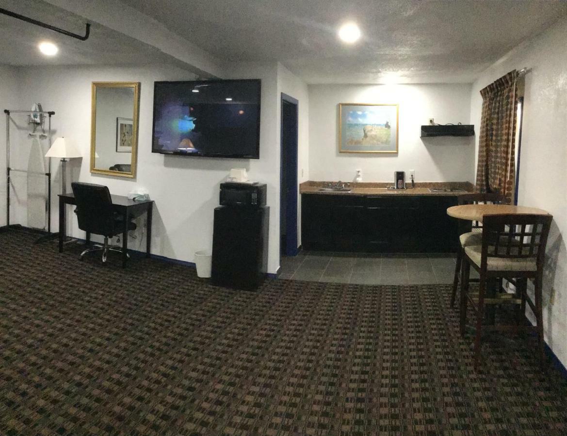 Budget Inn & Suites Оклахома-Сити Экстерьер фото