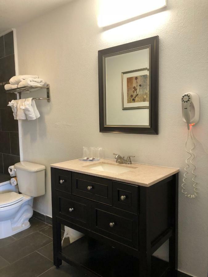 Budget Inn & Suites Оклахома-Сити Экстерьер фото