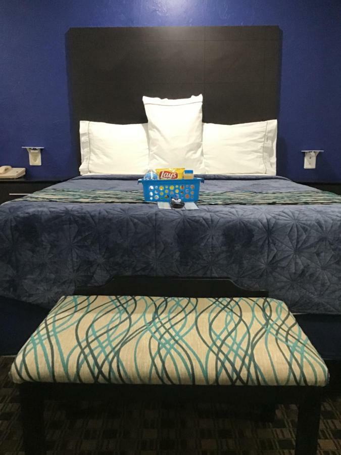 Budget Inn & Suites Оклахома-Сити Экстерьер фото